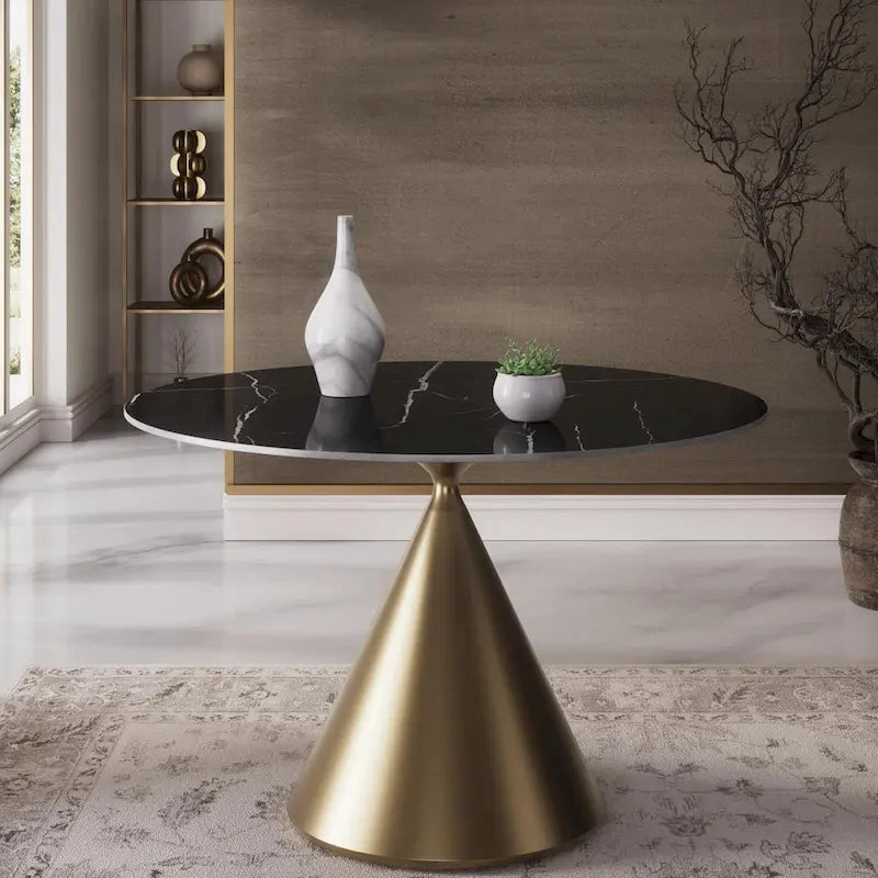 Moderne ronde eettafel met gouden metalen onderstel