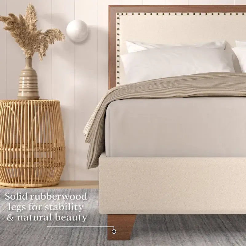 Stoffen tweepersoonsbedframe met spijkervrije hoofdeinde, notenhout afwerking